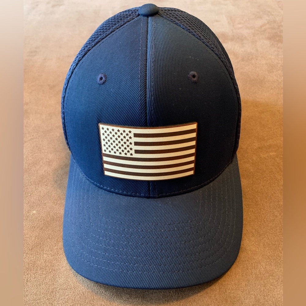 Printed Kicks leather American Flag patch hat, L/XL. Excellent condition! USA!!